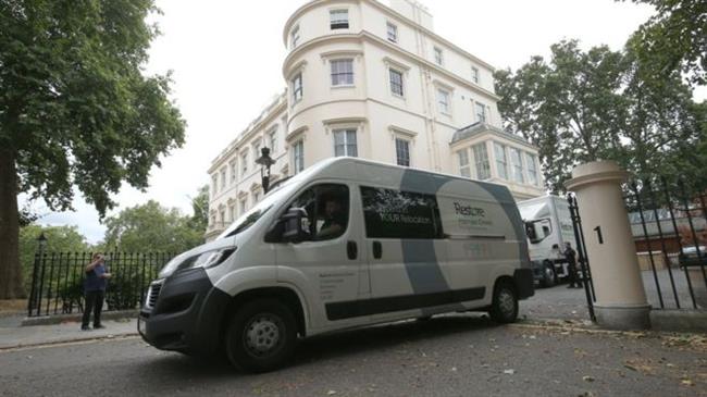 Boris Johnson leaves Foreign Office mansion