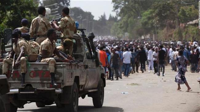 Ethiopia’s unrest kills civilians, displaces thousands