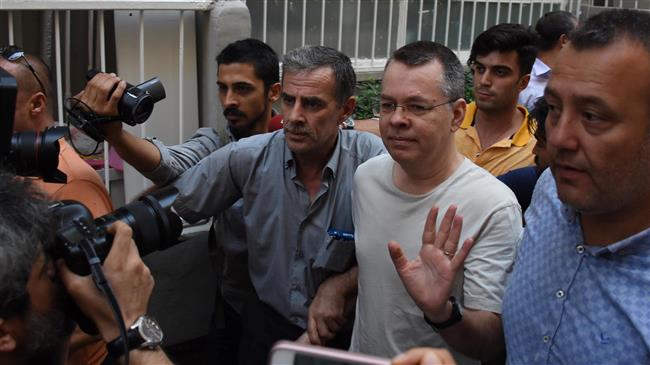 Turkish court allows US pastor to go free