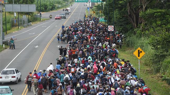 US militias head to border as migrant caravan gets closer