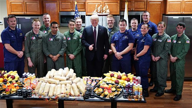 Trump threatens to close border to stop 'invasion'