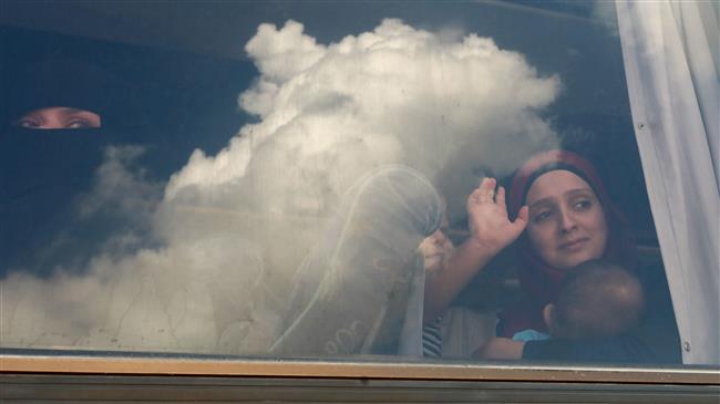 Syrian refugees return home from Lebanon