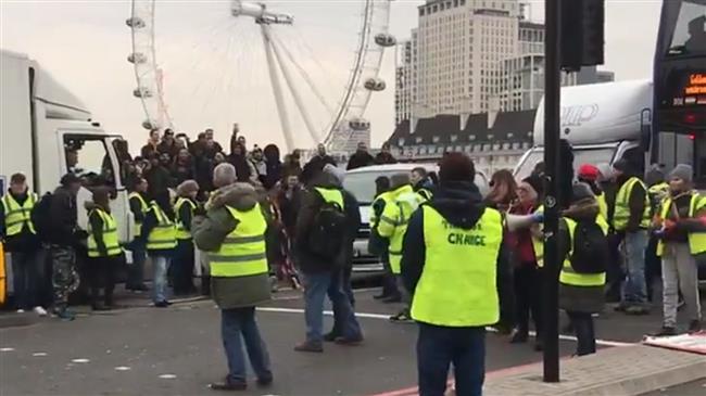 'Yellow Vests' block London’s Westminster Bridge  