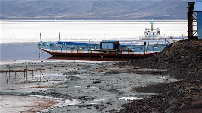 Iran's drying Lake Urmia shows signs of revival
