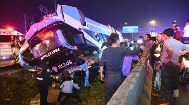 Six passengers killed in bus crash in Thailand