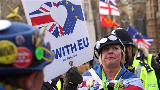 UK Remainers plan huge march, vote to stop Brexit