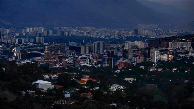 Huge power outage leaves Venezuelans in dark