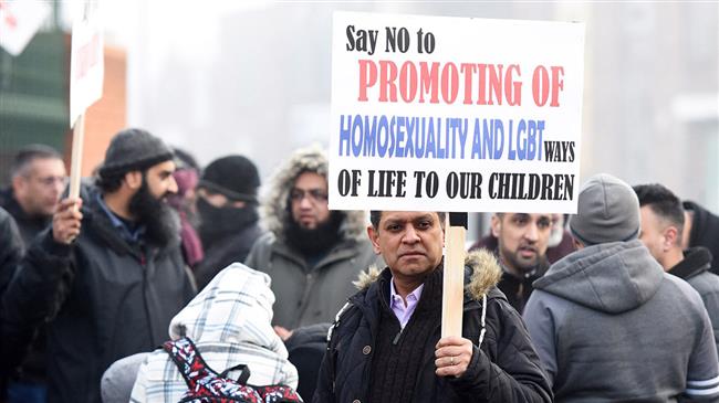 UK school suspends homosexual lessons indefinitely in face of protests