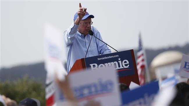 Sanders leads poll of young Democrats 