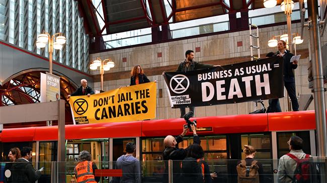 Climate change protesters cause mass disruption in London