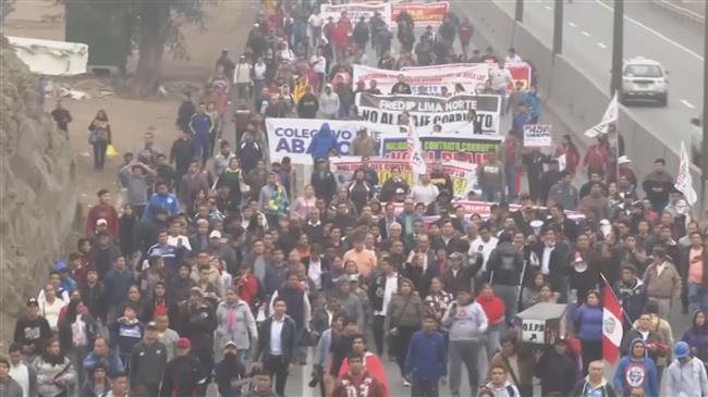 Peru's union members protest new labor rules