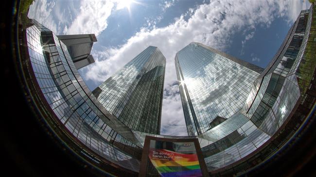 Deutsche Bank to cut 18,000 jobs in 7.4 bln euro overhaul