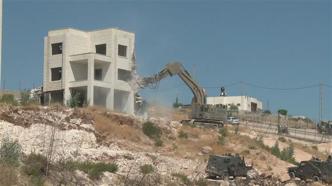 Israel demolishes Palestinian homes in East Jerusalem