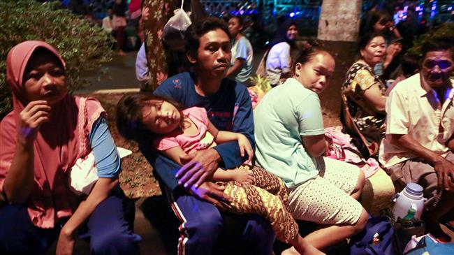 Powerful quake prompts mass evacuations in Indonesia