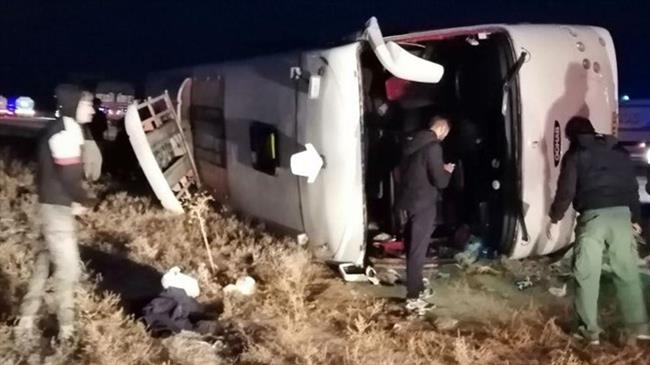 20 killed in bus accident in northern Iran