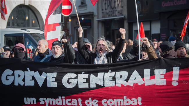 Are France’s unions even trying to win the General Strike? 