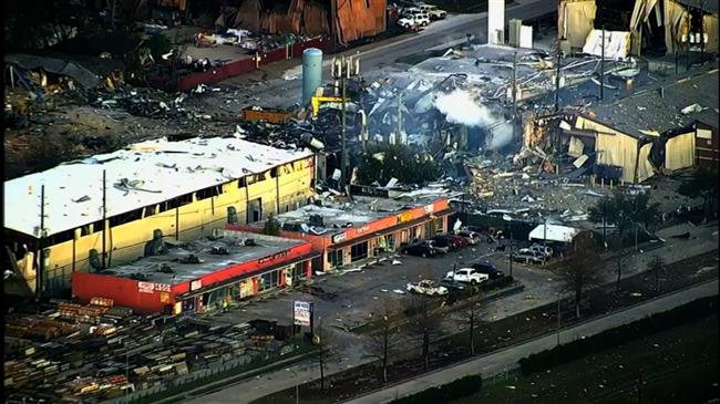 Huge explosion rips through Houston; 2 killed 