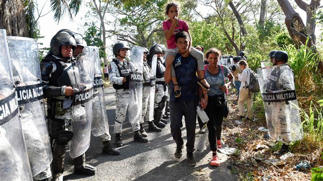Mexican authorities detain Central American migrants