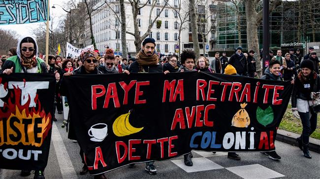 Thousands march in Paris against pension reform