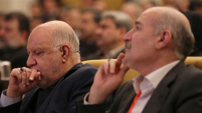 ‘Iran eyes 1 mln bpd of oil output in fields shared with Iraq’