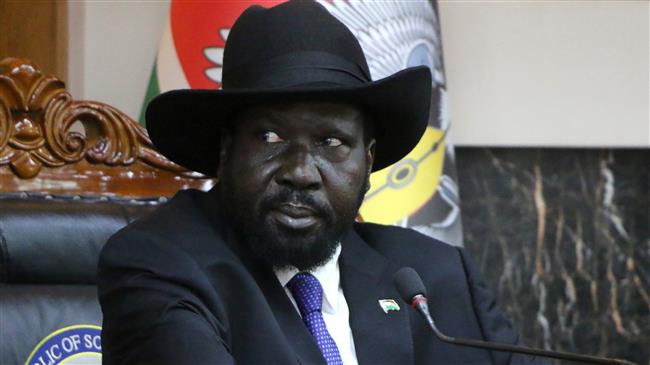 South Sudan president offers key compromise for peace