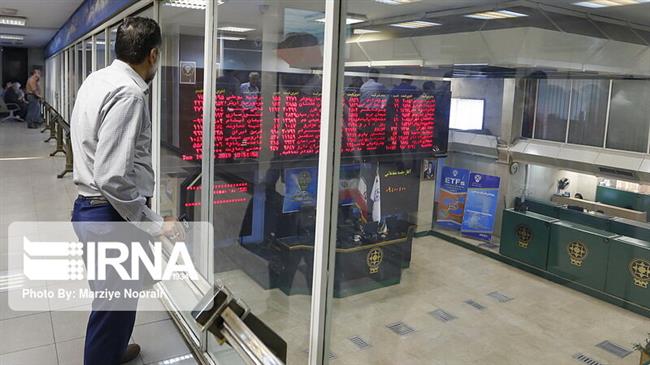 Iran’s main bourse rising despite currency fall