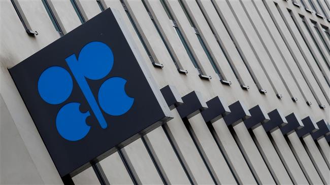 Deal on OPEC oil cuts in trouble as Russia resists