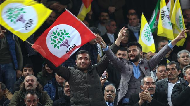 Turkey arrests 5 Kurdish mayors as crackdown continues 