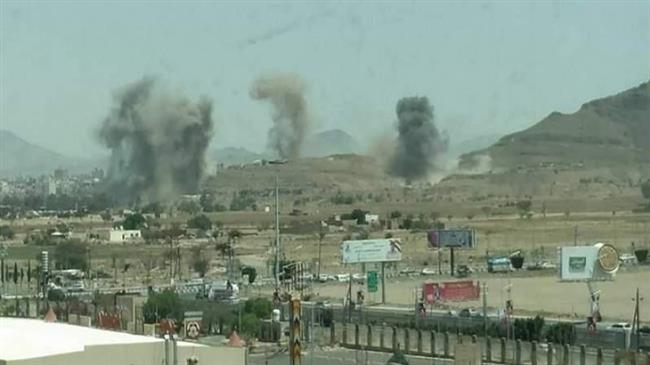 Saudi warplanes target residential areas, military college in Yemen
