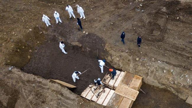 Footage reveals coronavirus mass grave in New York