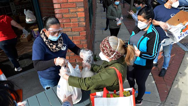 Hungry, jobless Americans turning to food banks to survive pandemic