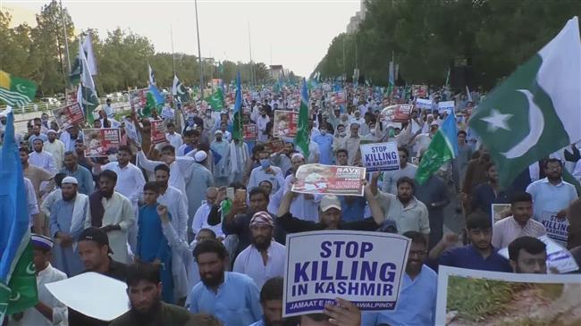 Pakistanis call for Jihad to liberate Indian-controlled Kashmir