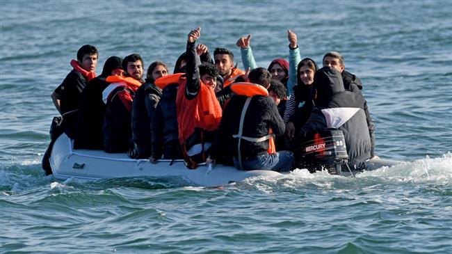 UK vows crackdown on illegal migrants