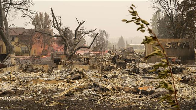 Wildfire continues to destroy forests, buildings in northern Oregon