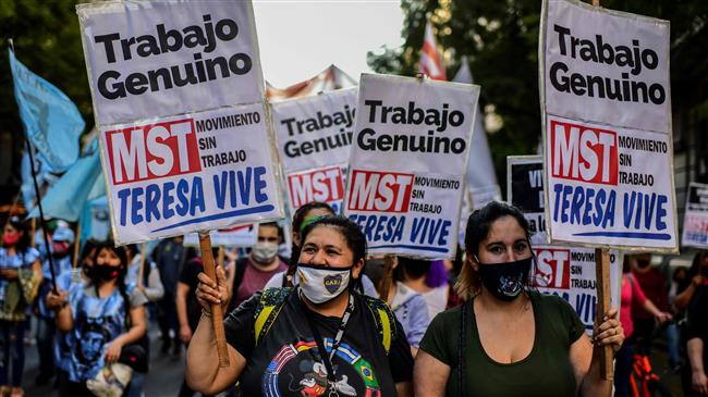 Buenos Aires gridlocked as Argentines protest against govt.