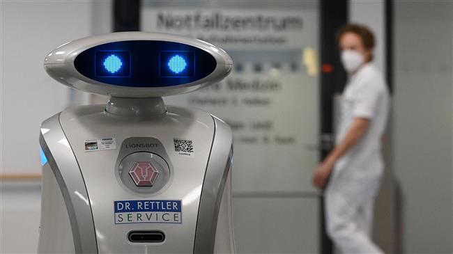 Chatty robot cheers up patient, staff at Munich hospital