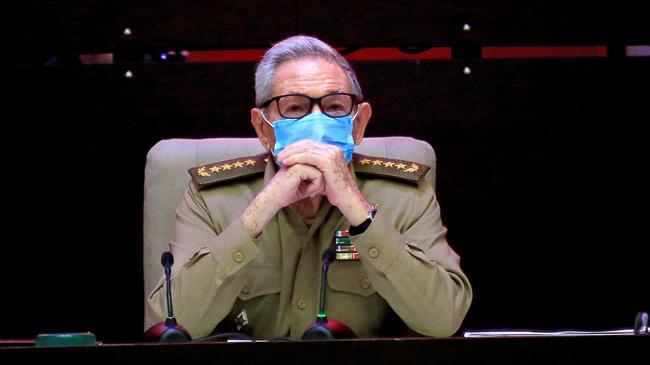 Raul Castro steps down as head of Cuba's Communist Party