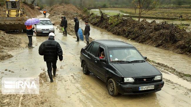 6 electricity workers killed in flash floods in southeastern Iran