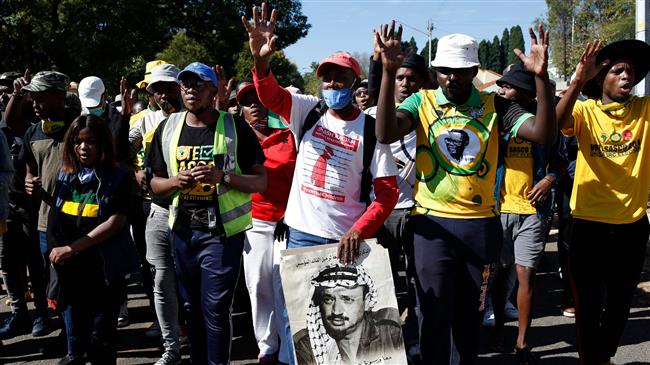 South African workers refuse to unload Israeli ship over Gaza aggression 